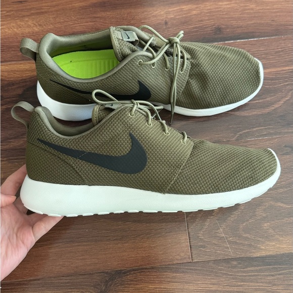 Nike Other - NEW Nike Roshe Run Men's Running Shoes  Olive & White 511881-201 size 12